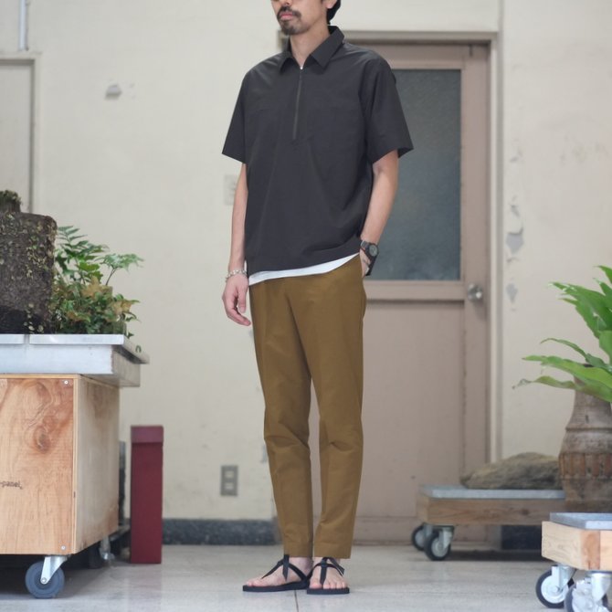【30% off SALE】【2018 SS】 DESCENTE PAUSE(デサント ポーズ)/ HALF ZIP P/O SHIRT -SBLK- DLMLJC20(10)