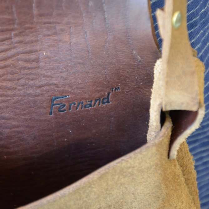 FERNAND LEATHER(フェルナンド・レザー) Latch Pouch M -BEIGE SUEDE-(12)