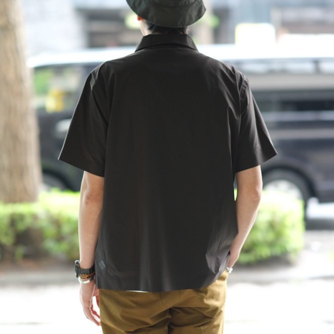 【30% off SALE】【2018 SS】 DESCENTE PAUSE(デサント ポーズ)/ HALF ZIP P/O SHIRT -SBLK- DLMLJC20(12)