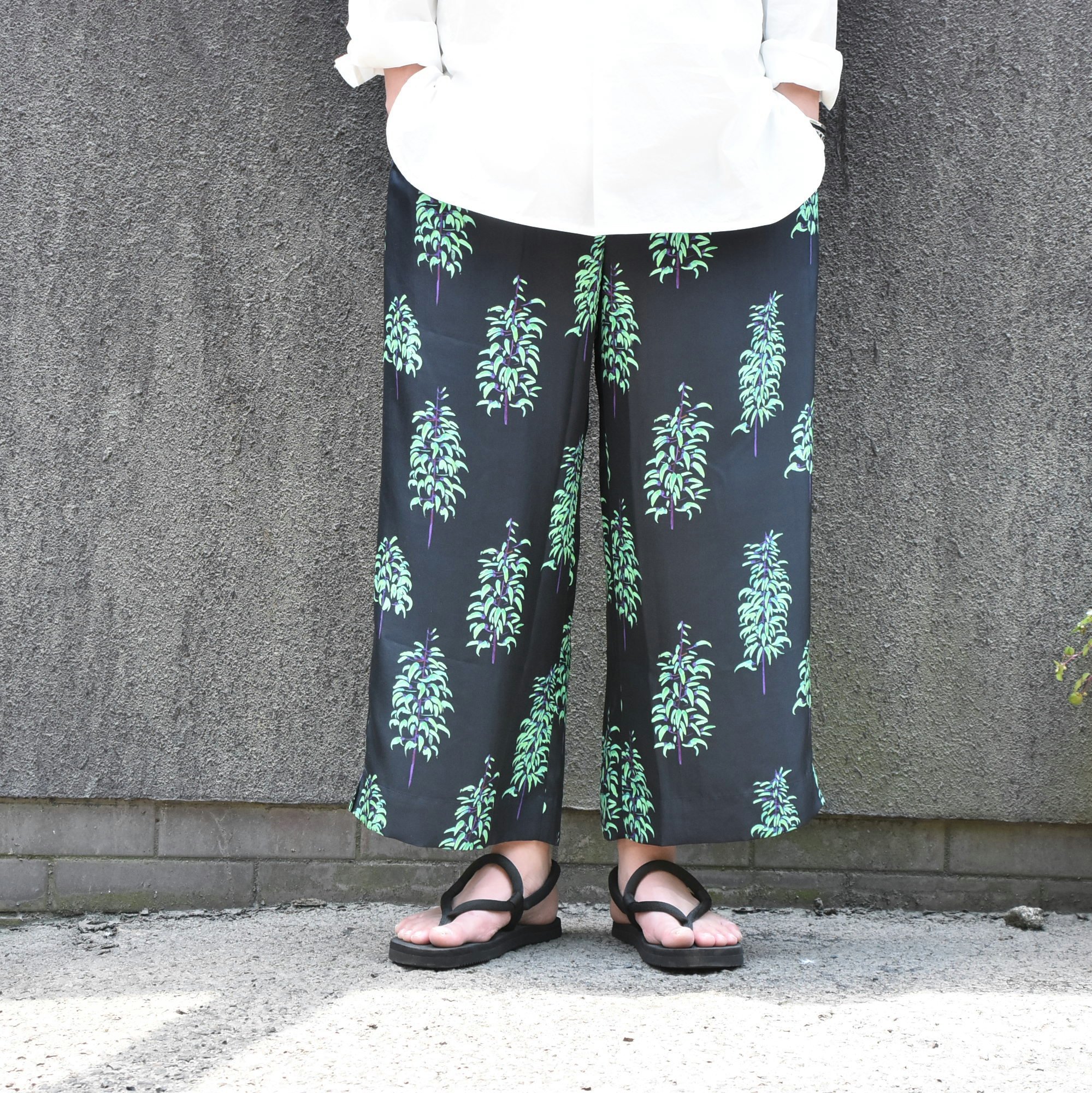 【2020 SS】”WANG CHOMPHU(ワン チョムプー) SILK EASY PANTS