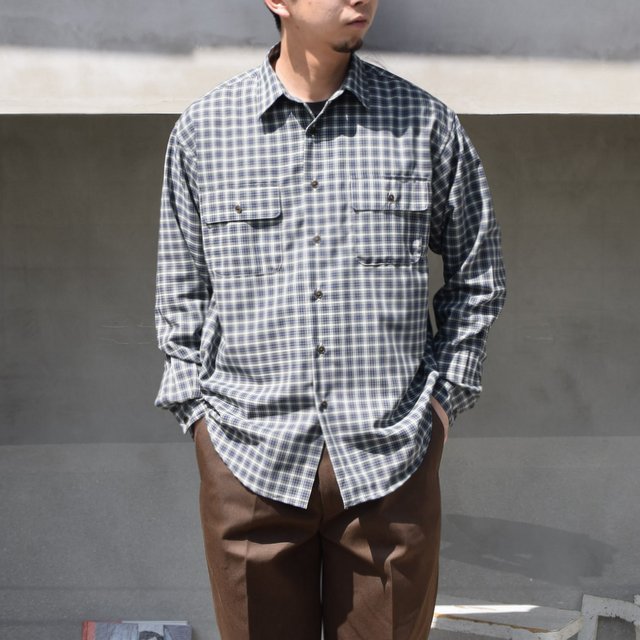 BROWN by 2-tacs (ブラウンバイツータックス)/ REGULAR COLLAR -NAVY GREEN- #B25-S001(1)