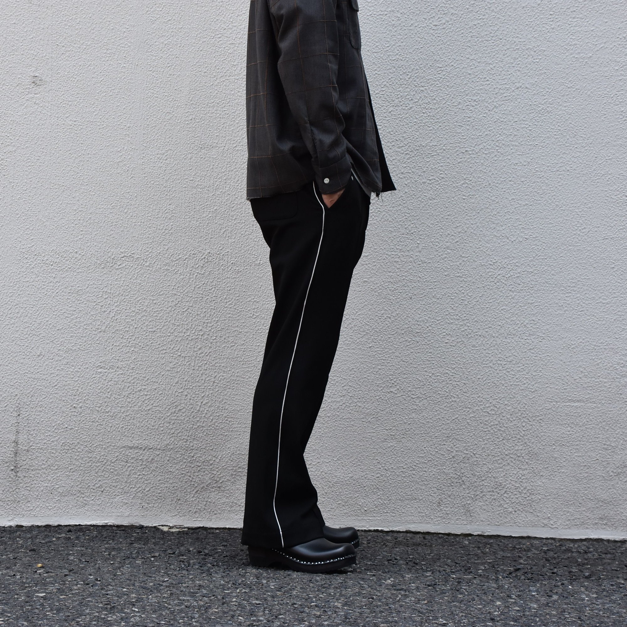 【2020】NEEDLES(ニードルス) Piping cowboy pants -BLACK- #HM-135(2)