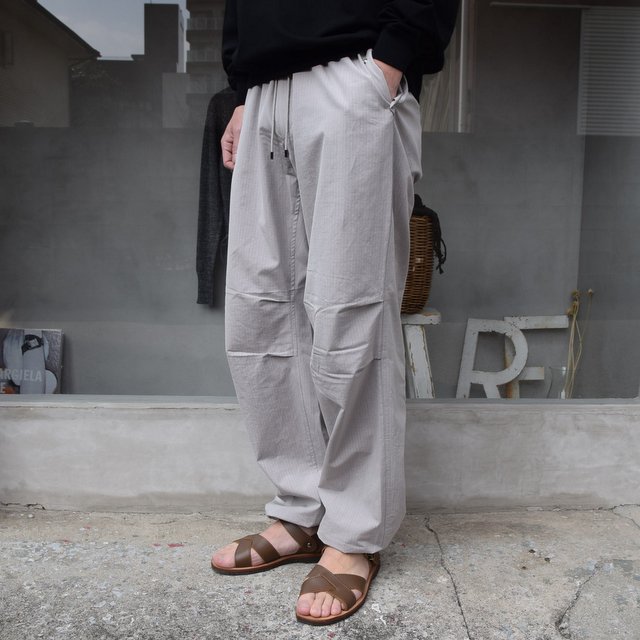 AURALEE(オーラリー)/ WASHED FINX RIPSTOP CHAMBRAY FIELD PANTS(2)