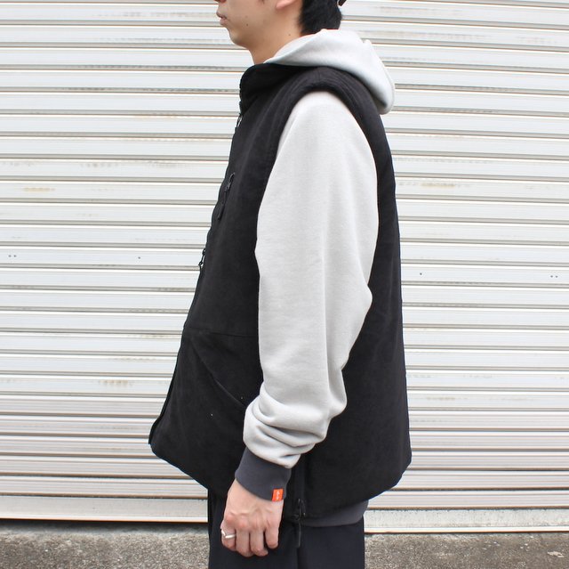 is-ness(イズネス)/ ×Abu Garcia M909 CORDUROY PADDING VEST -BLACK- #21AAB-0004(2)
