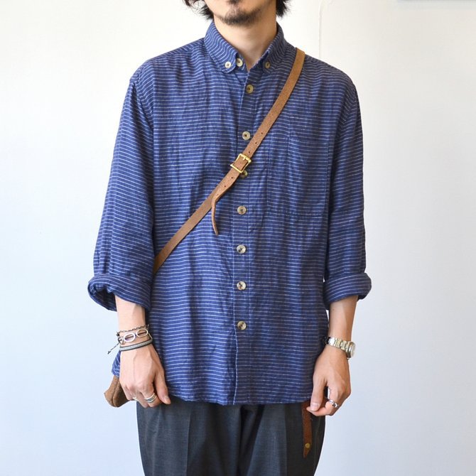 FERNAND LEATHER(フェルナンド・レザー) Latch Pouch M -BEIGE SUEDE-(3)