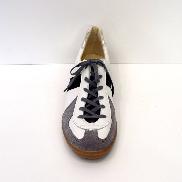 REPRODUCTION OF FOUND for Graphpaper GERMAN MILITARY TRAINER -WH×BLK- #GU201-90173(3)