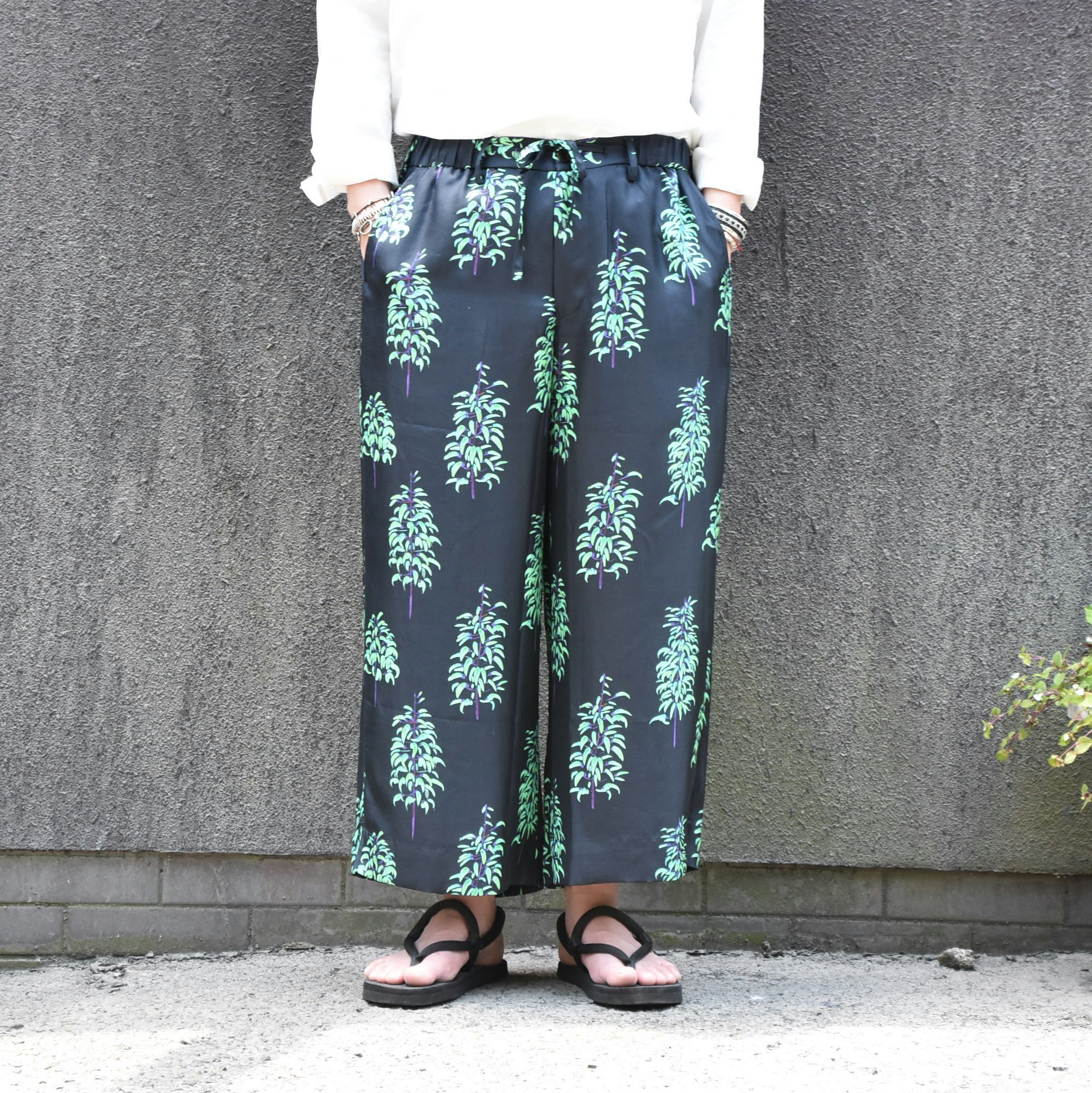 【2020 SS】”WANG CHOMPHU(ワン チョムプー) SILK EASY PANTS