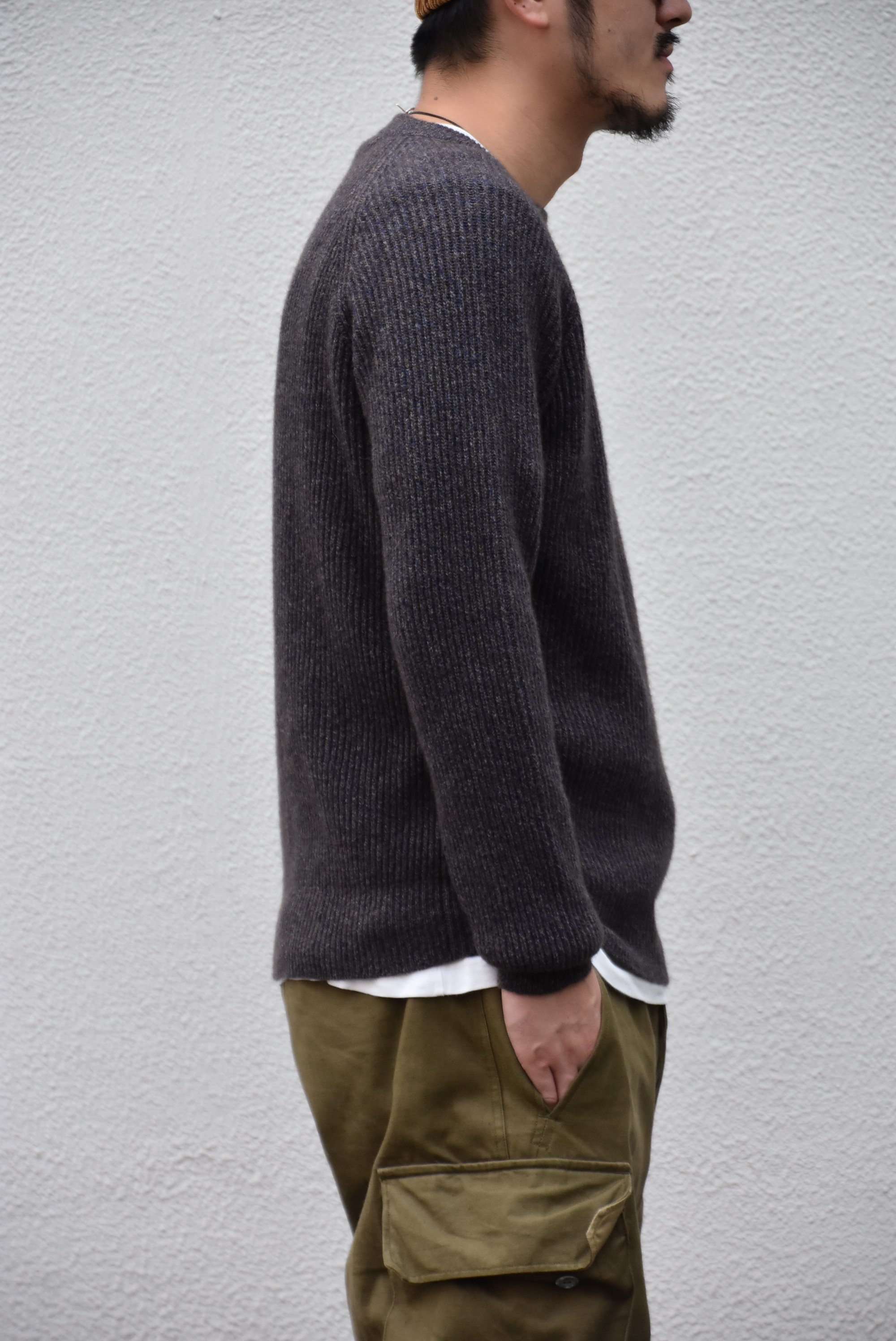 【2020】 Cristaseya(クリスタセヤ)/ YAK&WOOL RIBBED RAGLAN SWEATER -BROWN BLUE- #17KA-BB(3)