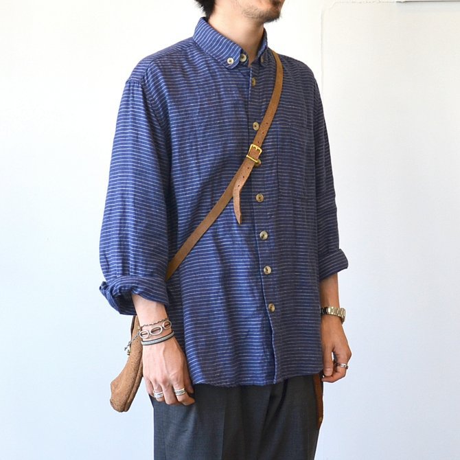 FERNAND LEATHER(フェルナンド・レザー) Latch Pouch M -BEIGE SUEDE-(4)