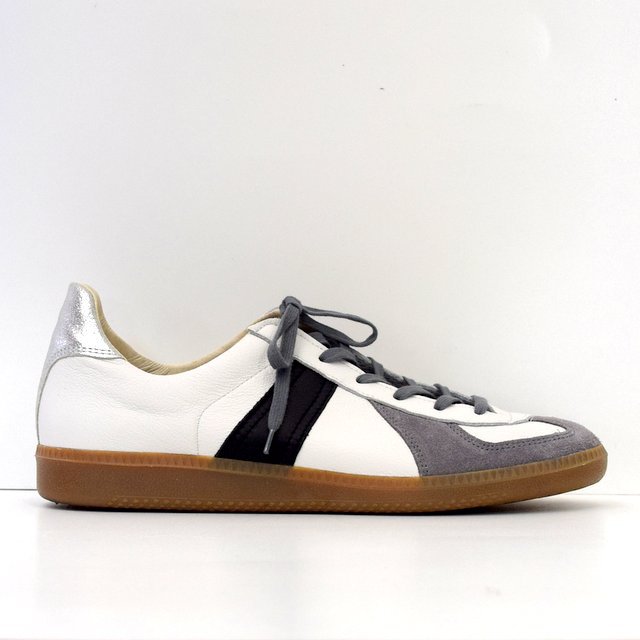 REPRODUCTION OF FOUND for Graphpaper GERMAN MILITARY TRAINER -WH×BLK- #GU201-90173(4)