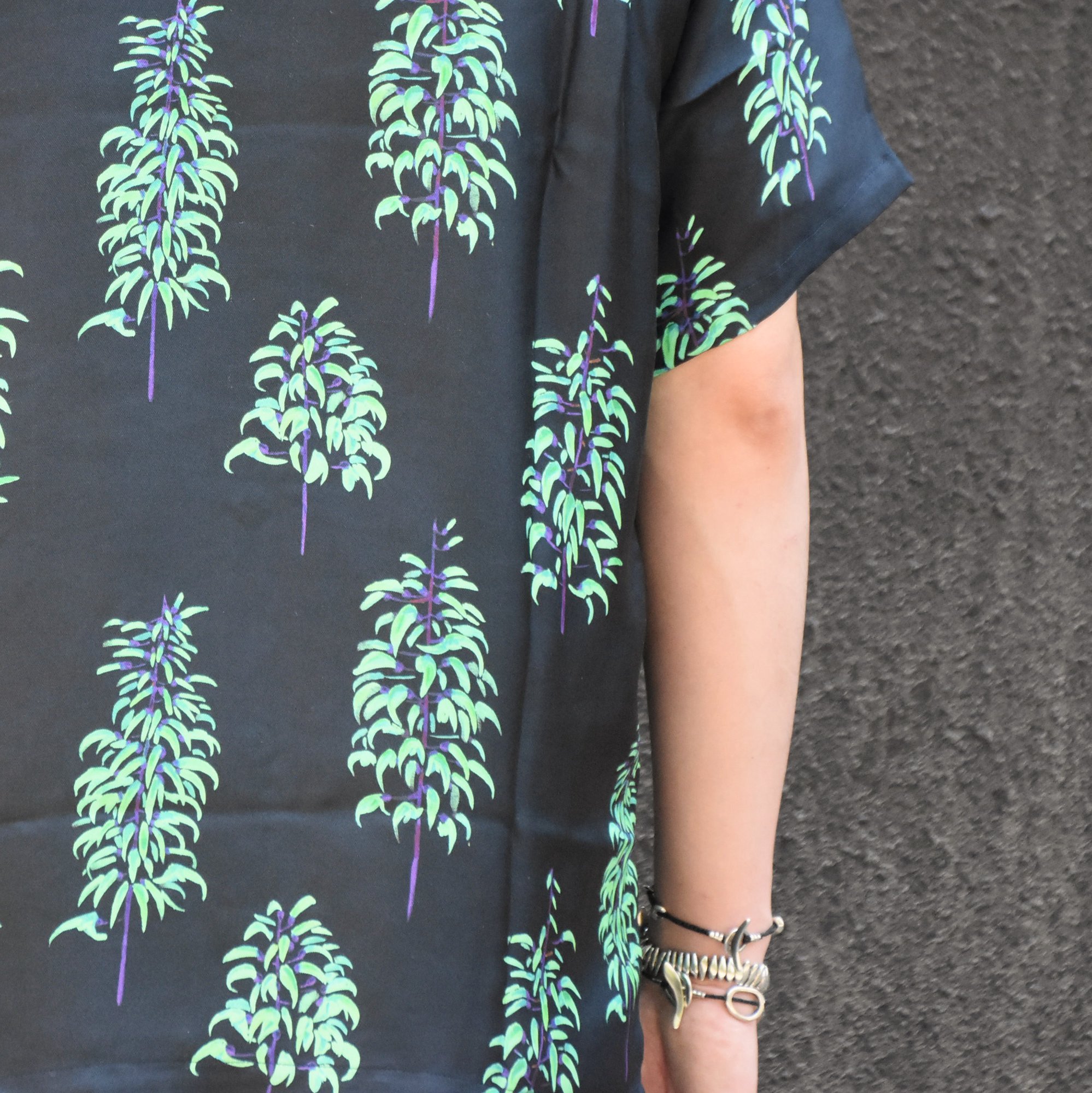 【2020 SS】”WANG CHOMPHU(ワン チョムプー) SILK S/S SHIRT