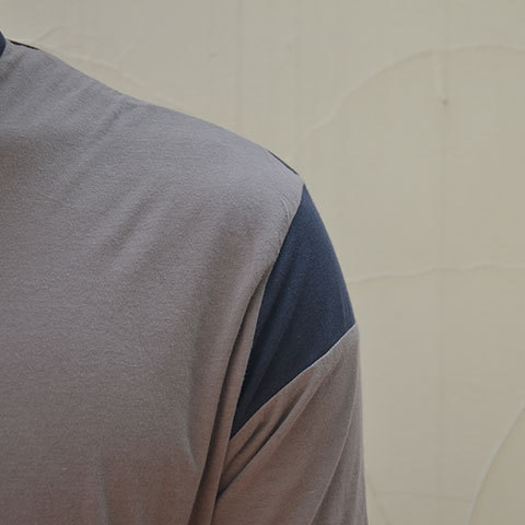 【40% off sale】kolor (カラー) ソフト天竺半袖タートルTシャツ -(A)ダークベージュ-(6)