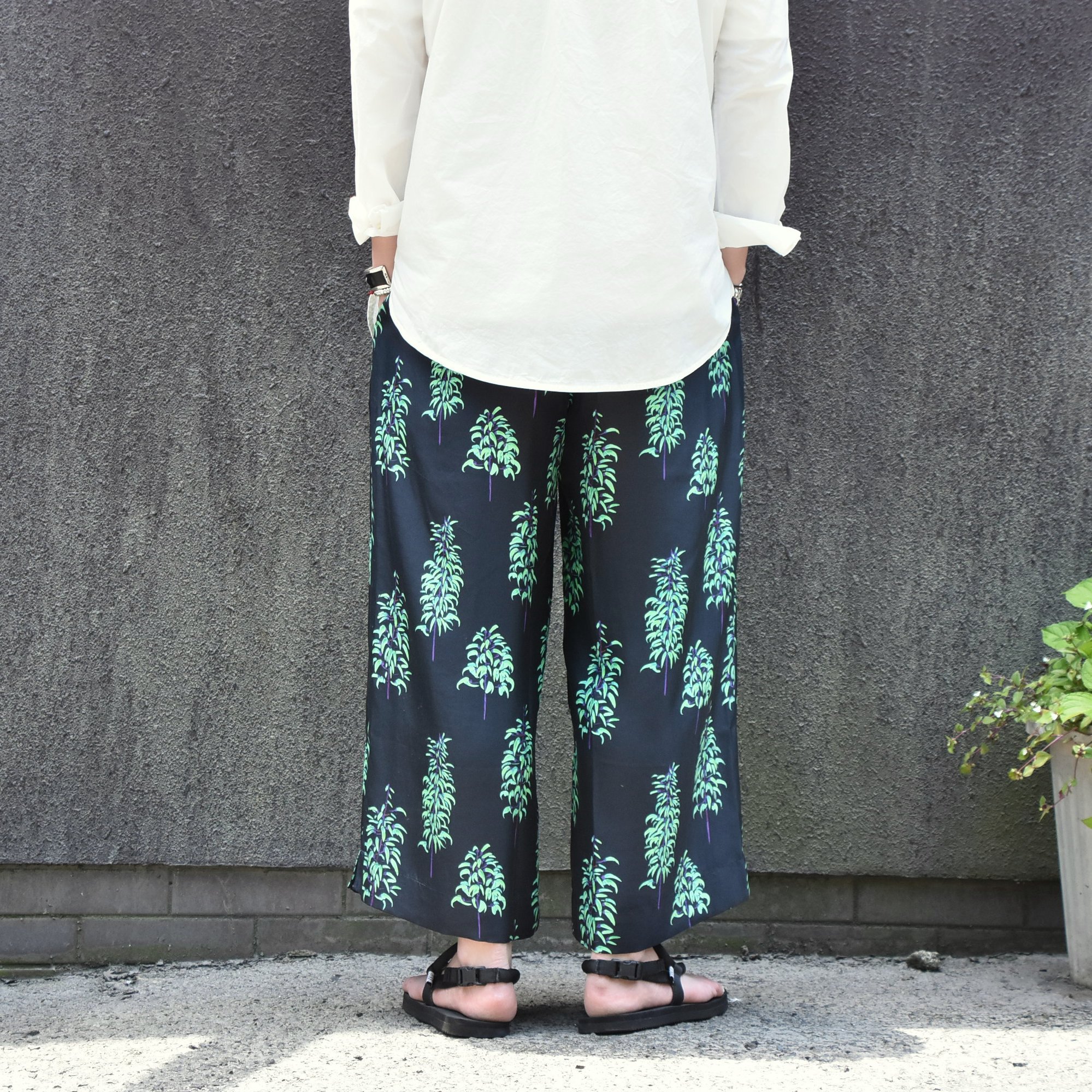 【2020 SS】”WANG CHOMPHU(ワン チョムプー) SILK EASY PANTS