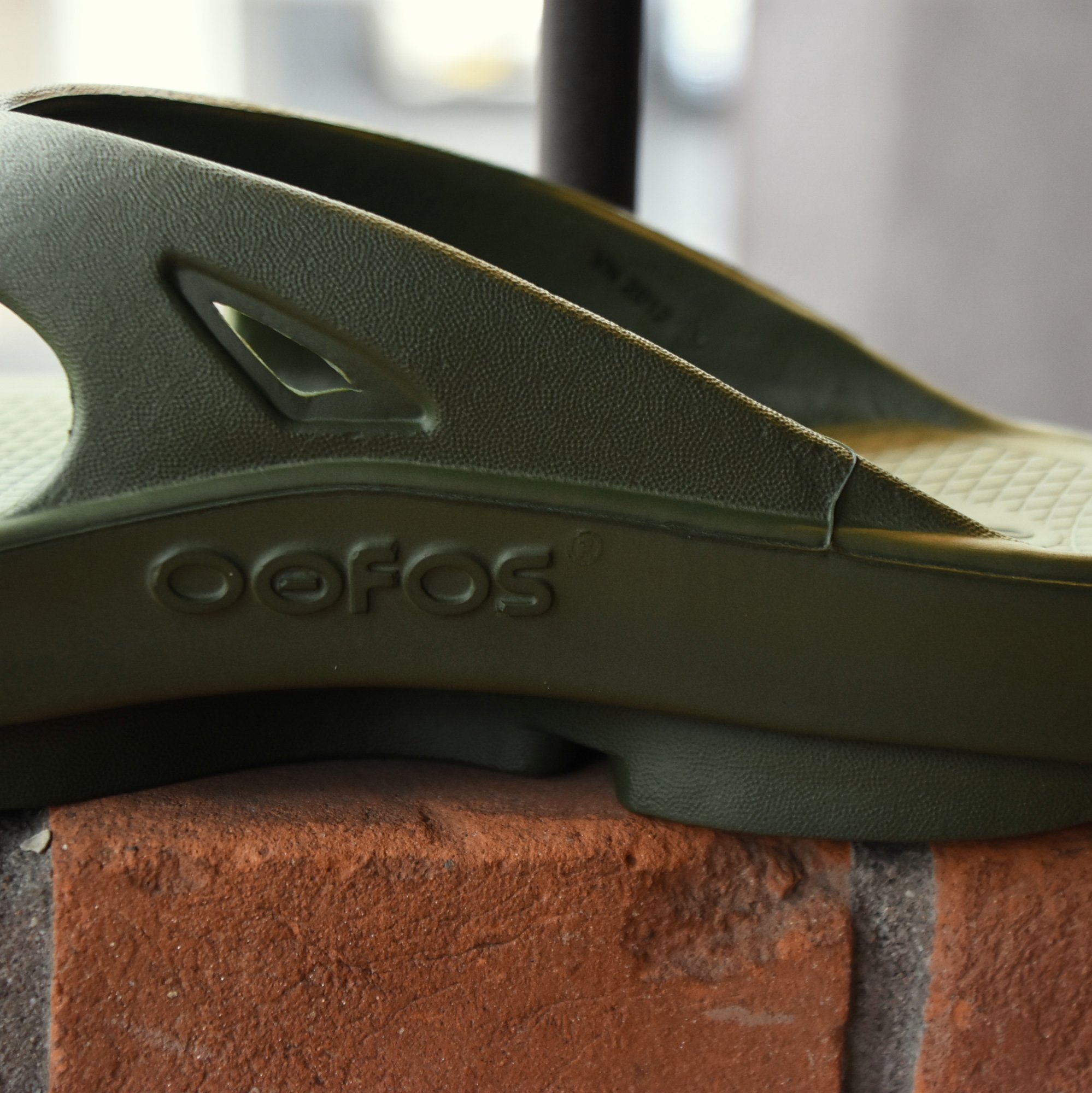OOFOS(ウーフォス)/リカバリーサンダル -FOREST GREEN- #5020010(6)