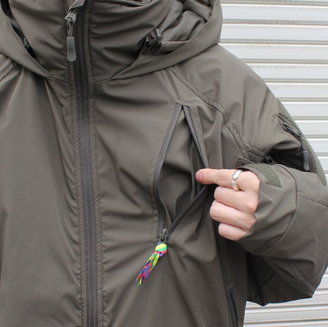 is-ness(イズネス)/ ×Abu Garcia CLOUD PADDING JACKET -OLIVE- #21AAB-0001(7)