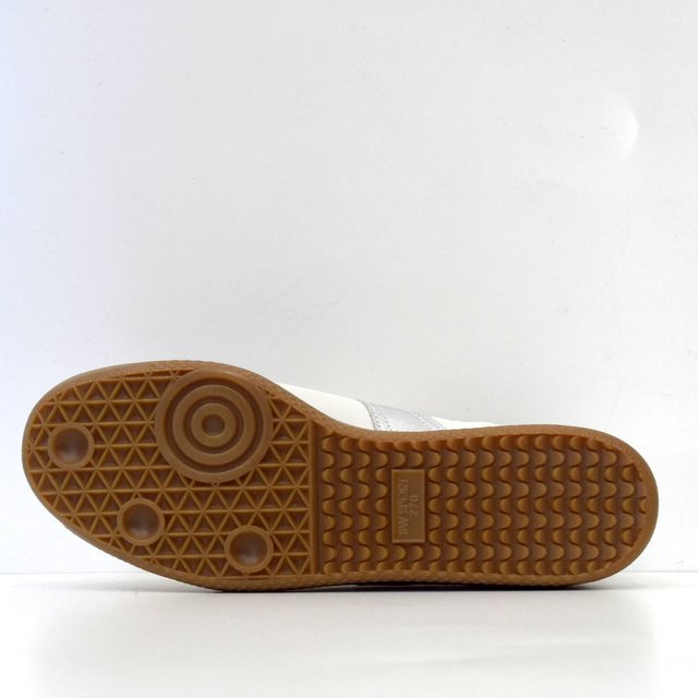 REPRODUCTION OF FOUND for Graphpaper GERMAN MILITARY TRAINER -WH×SIL- #GU201-90173(9)