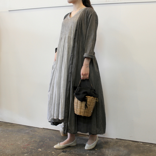 maison de soil(メゾンドソイル) MINI PINTUCK V-NECK DRESS_NMDS21182【K】(10)
