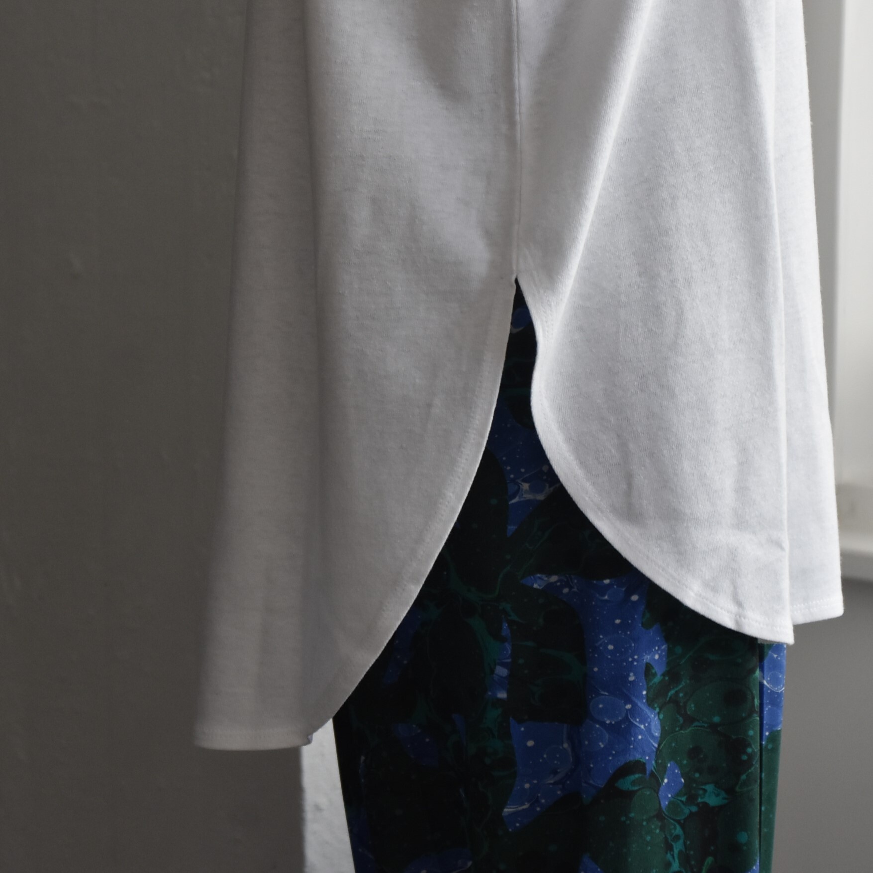 SACRA (サクラ) / HEMP COTTON JSY BACK LOGO TOP【3色展開】 #125245091-AA(10)