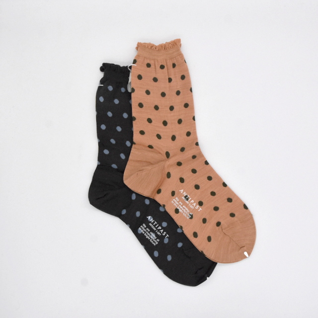 ANTIPAST (アンティパスト)/ POLKA DOTS SOCKS(2色展開) (1)