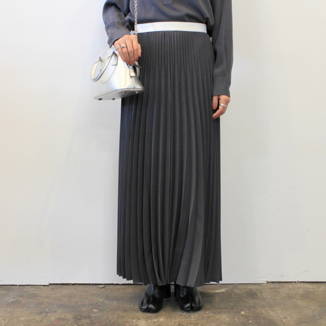 Graphpaper(グラフペーパー)【20 AW】Satin Long Pleats Skirt(2色展開)_GL203-40006【K】(1)