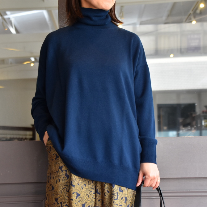 SACRA (サクラ) / SUPER FINE MERINO TOP (3色展開)(1)