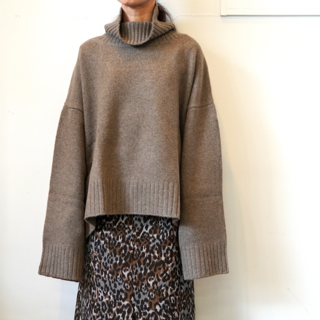 SEEALL (ƒV[ƒI[ƒ‹)OVERSIZED HIGHNECK SWEATER #SAU31KJ683(1)