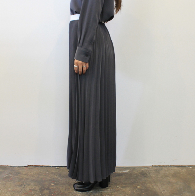 Graphpaper(グラフペーパー)【20 AW】Satin Long Pleats Skirt(2色展開)_GL203-40006【K】(2)