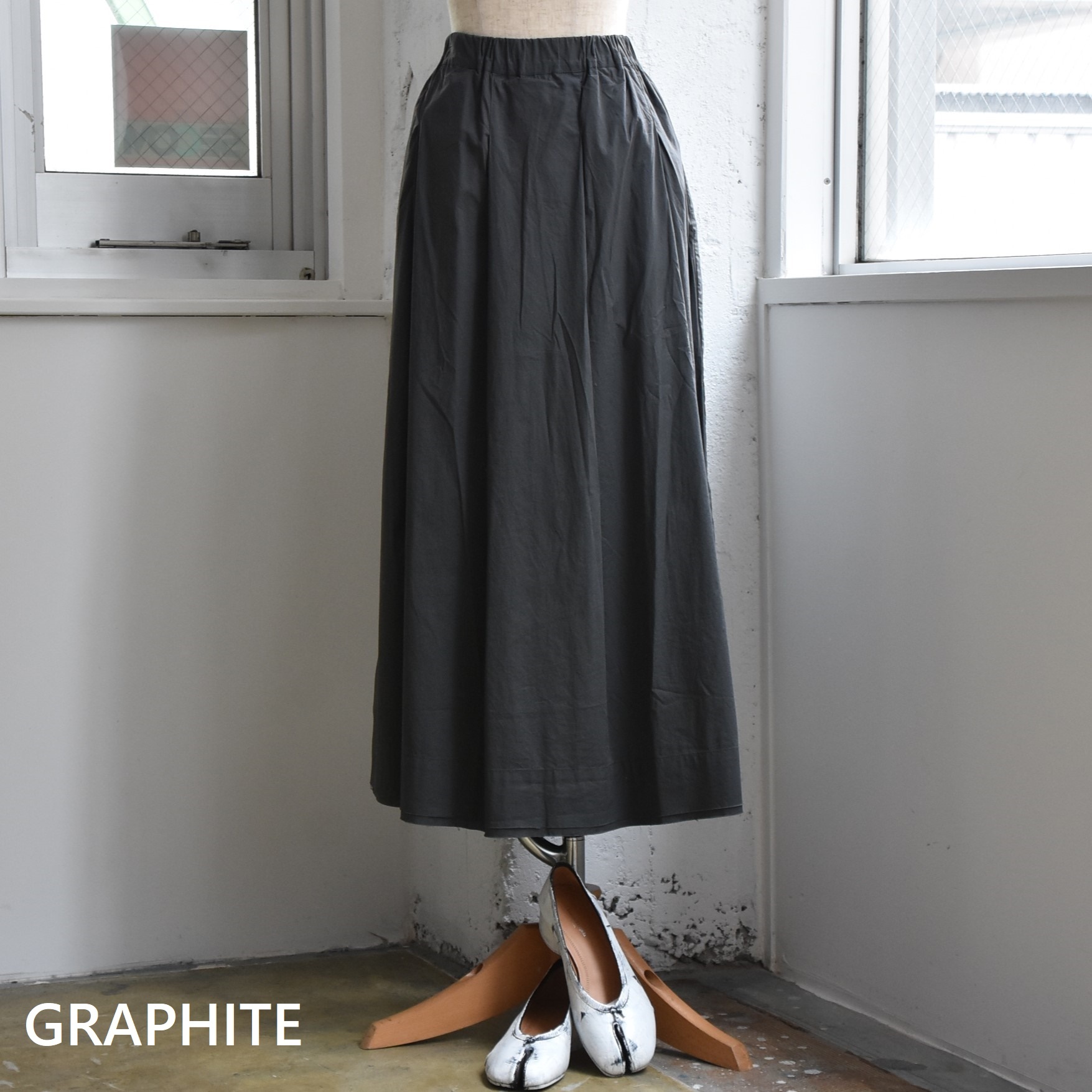Kristensen DU NORD(クリステンセンドゥノルド) / タックスカート【2色展開】 #J-149-AA(2)
