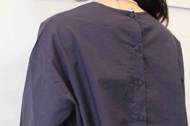 maison de soil(メゾンドソイル) BACK OPENING CREW SHIRT_NMDS19521【K】(4)