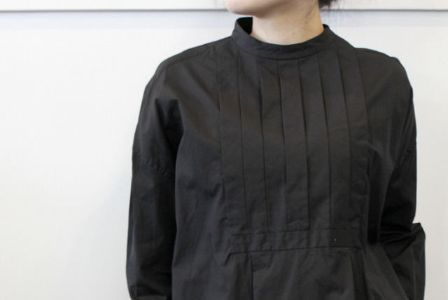 TOUJOURS(トゥジュー)【21AW】Back Button Tucked Bosom Long Shirt_MM35AS04【K】(4)