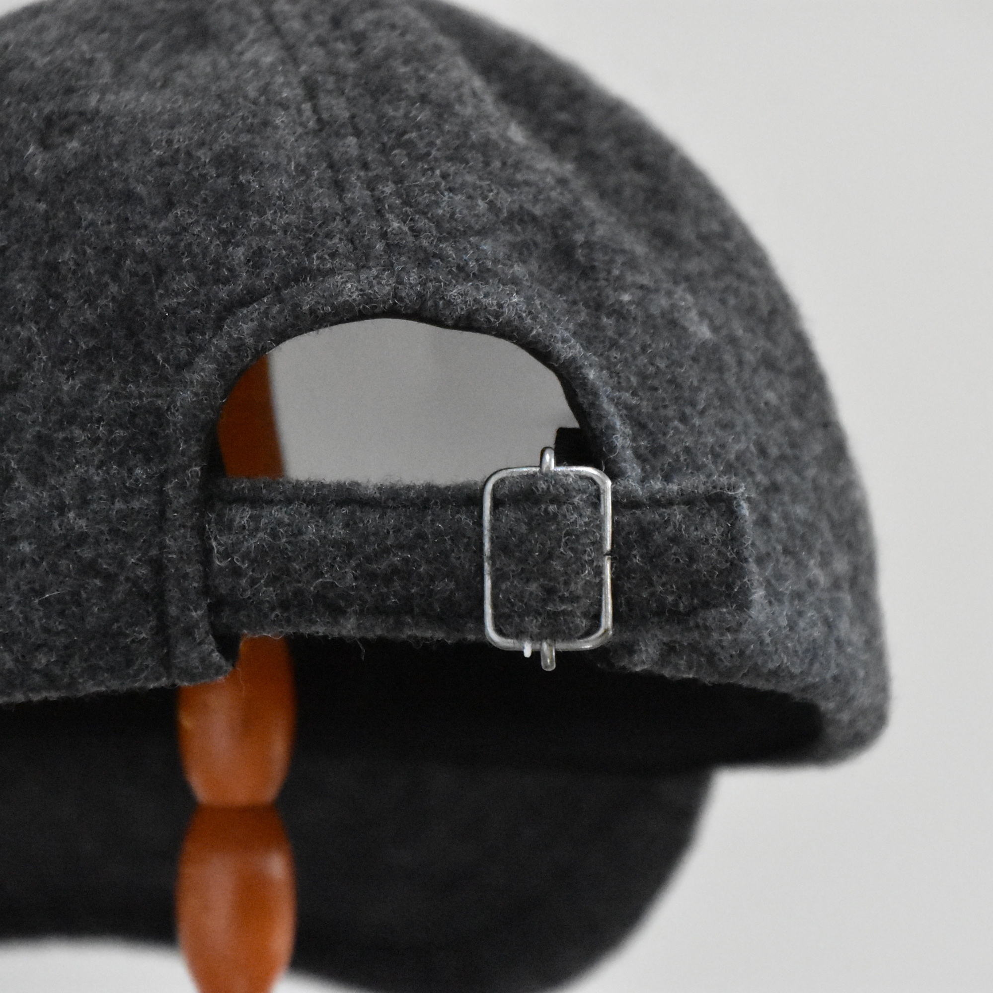 SACRA (TN) / NAPPING CAP(4)