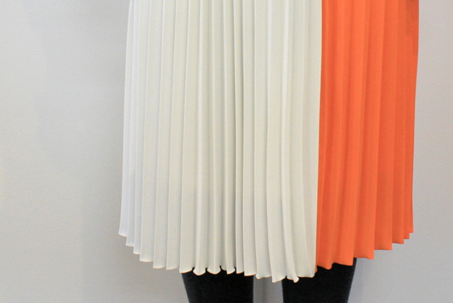 Graphpaper(グラフペーパー)【20 AW】Satin Block Pleats Skirt_GL203-40005【K】(5)