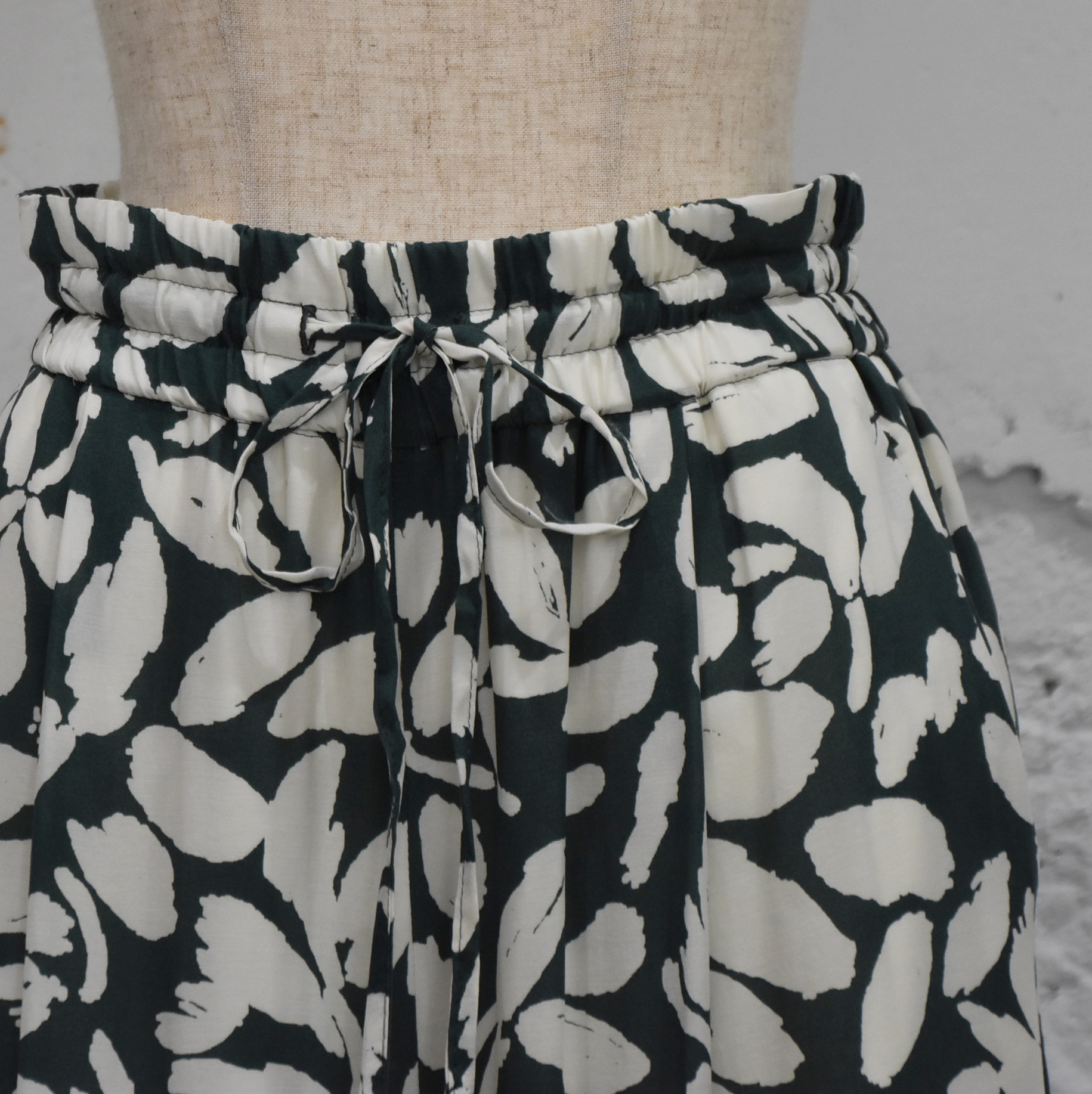 SACRA (TN) / BILLOW LEAVES PANTS(5)