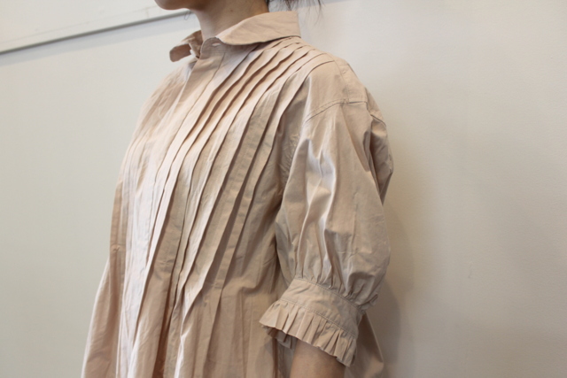 TOUJOURS(トゥジュー)【21SS】Half Sleeve Ruffled Cuffs Pin Tuck Shirt_SM34CS01【K】(6)