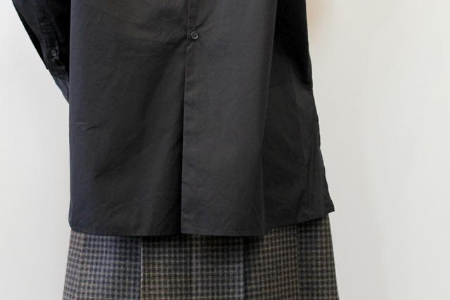 TOUJOURS(トゥジュー)【21AW】Back Button Tucked Bosom Long Shirt_MM35AS04【K】(6)