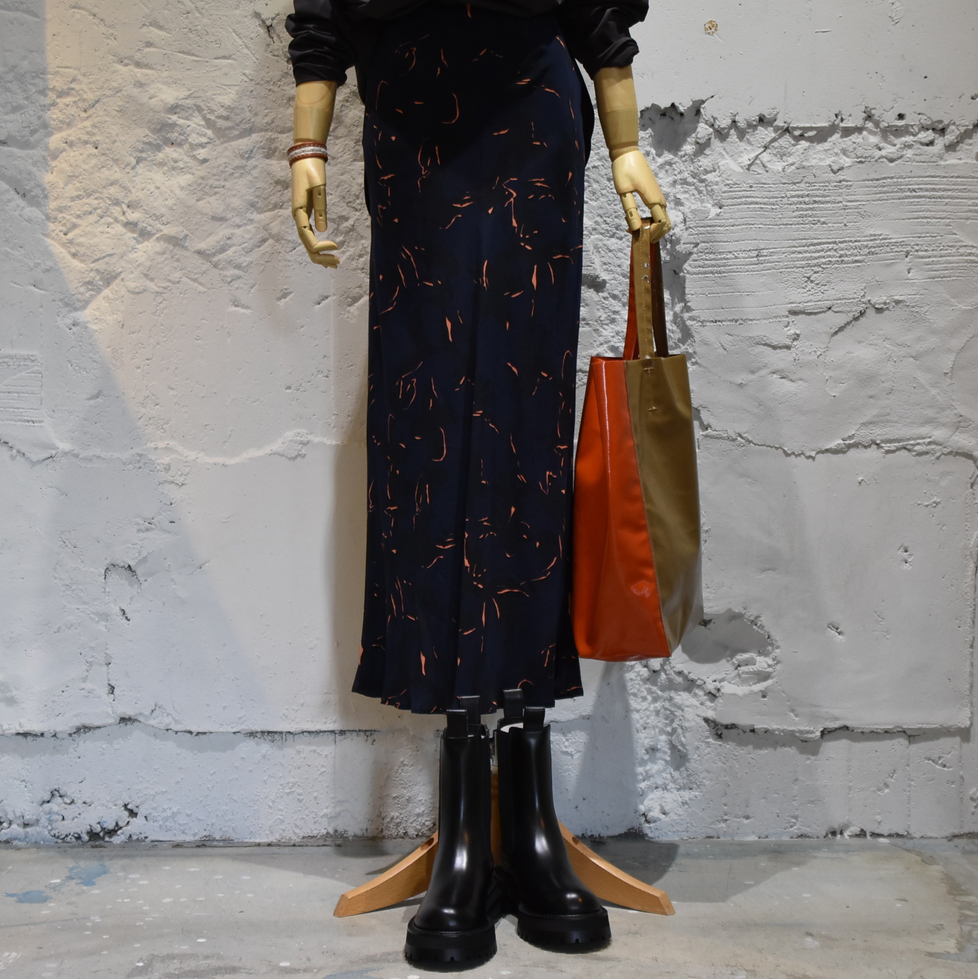 SACRA (TN) / SHADOW FLOWER SKIRT(6)