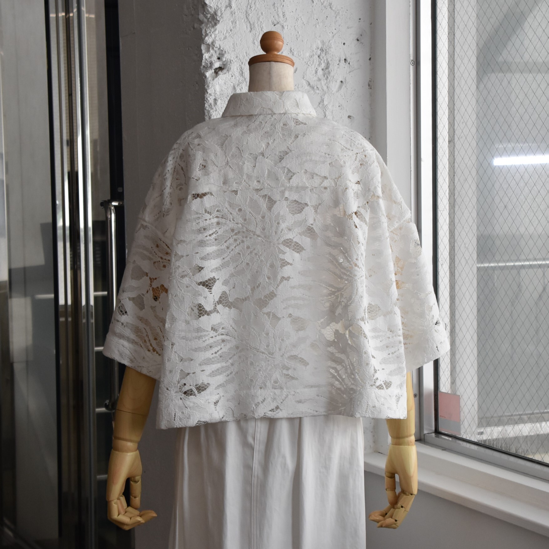 SACRA (サクラ) / LEAF RASCHEL LACE CROPPED SHIRT【2色展開】 #125214071-AA(7)