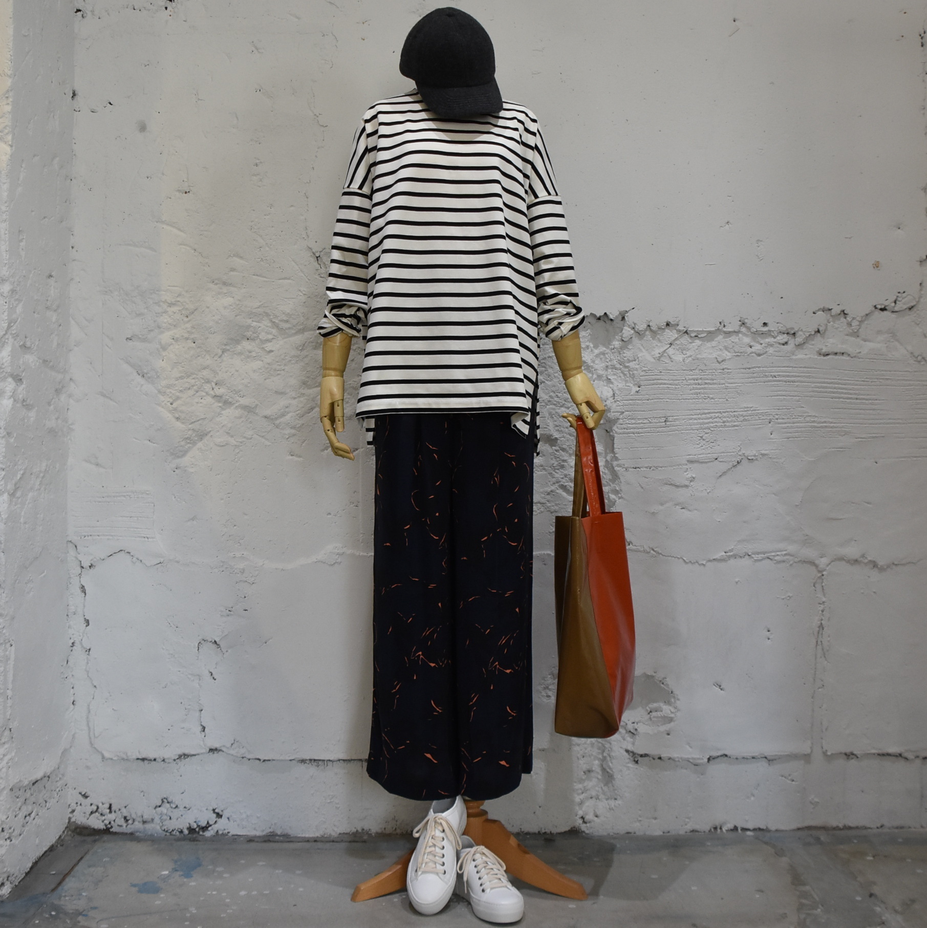 SACRA (TN) / EX.FINE COTTON BORDER TOP(8)