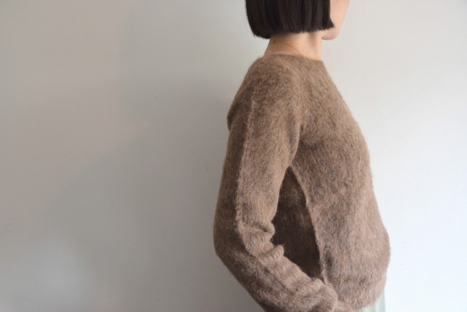 【40%OFF SALE】Bilitis dix-sept ans(ビリティス・ディセッタン)Baby Alpaca Pullover (2色展開)(9)