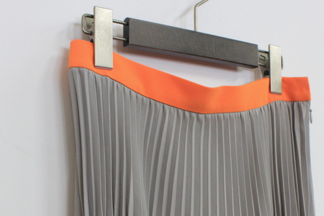 Graphpaper(グラフペーパー)【20 AW】Satin Long Pleats Skirt(2色展開)_GL203-40006【K】(9)