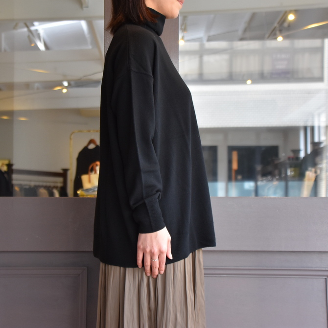 SACRA (サクラ) / SUPER FINE MERINO TOP (3色展開)(9)