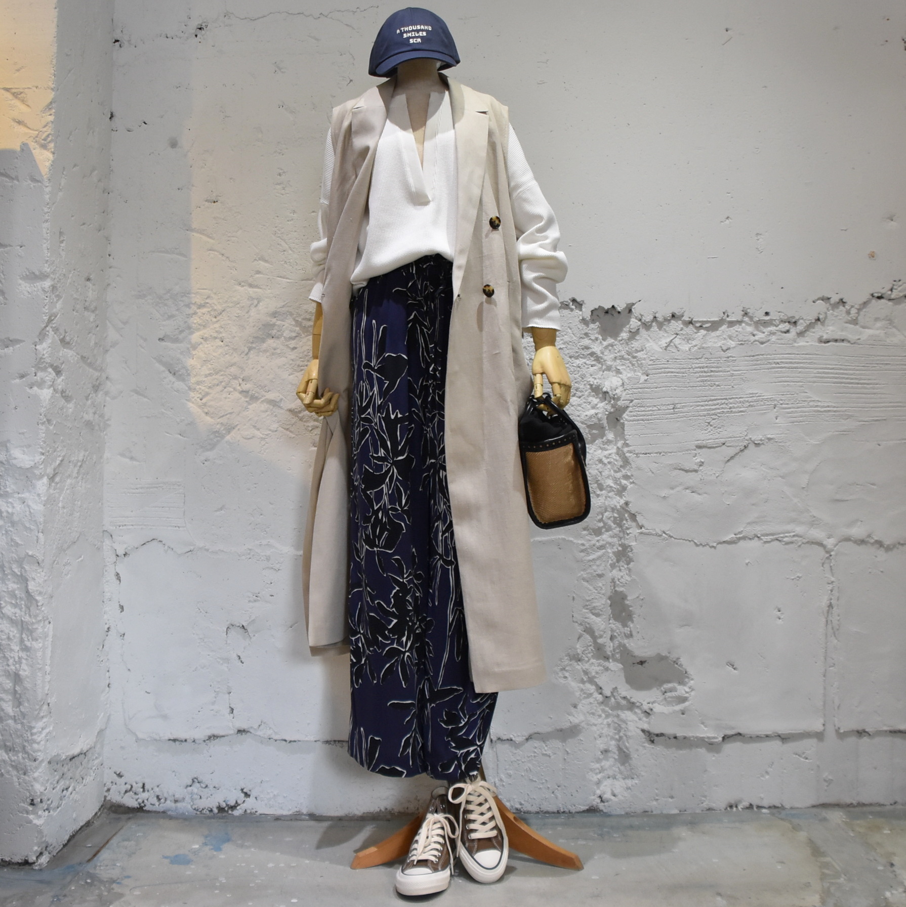 SACRA (TN) / SHADOW LEAF PANTS(9)