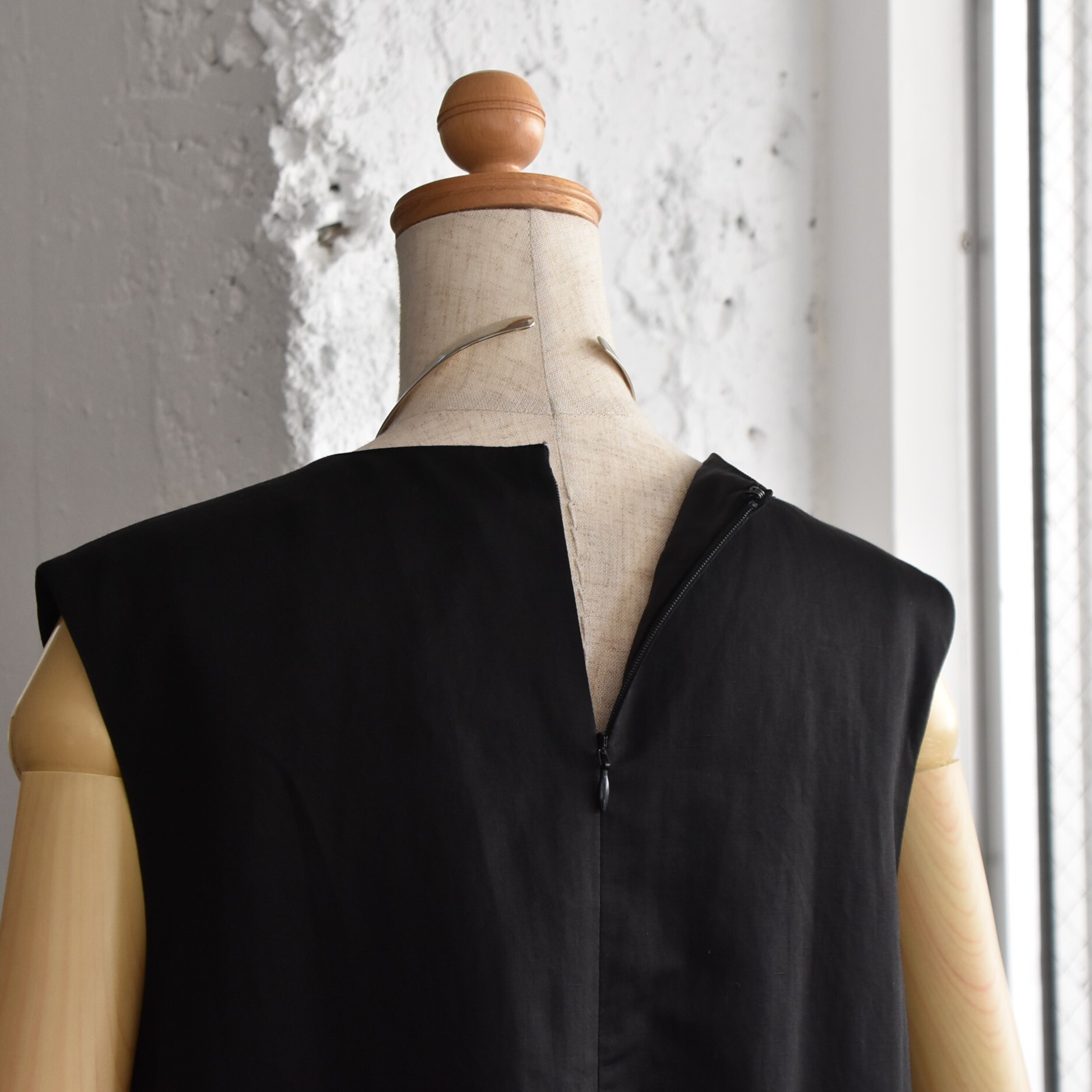 TENNE HANDCRAFTED MODERN(テン ハンドクラフテッドモダン) / NO SLEEVE MERMAID DRESS【2色展開】 #0028-25SS-AA(9)