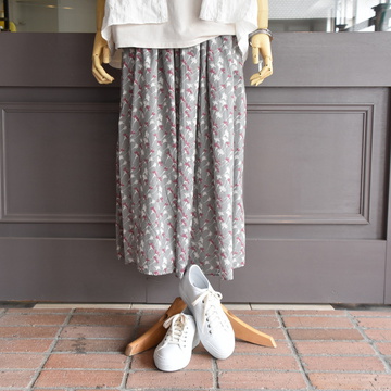 TOUJOURS(トゥジュー) / SILKY COTTON FLORAL PRINT CLOTH Randam Pleated Maxi Skirt #TM36OK04