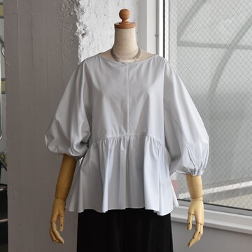 TENNE HANDCRAFTED MODERN(e nhNtebh_) / VOLUME SLEEVE GATHER PULLOVER #0019-25FW-AA