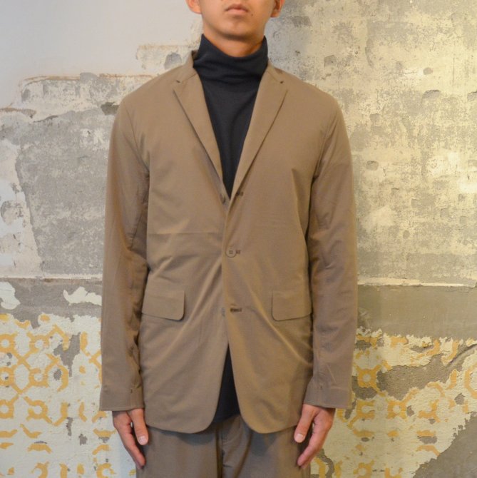 DESCENTE PAUSE : HOODED DOWN COAT★L★ベージュ