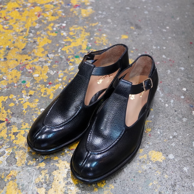 Le Yucca's (レユッカス)/ T-STRAP SHOES -BLACK- #Y34822／acoustics Men's