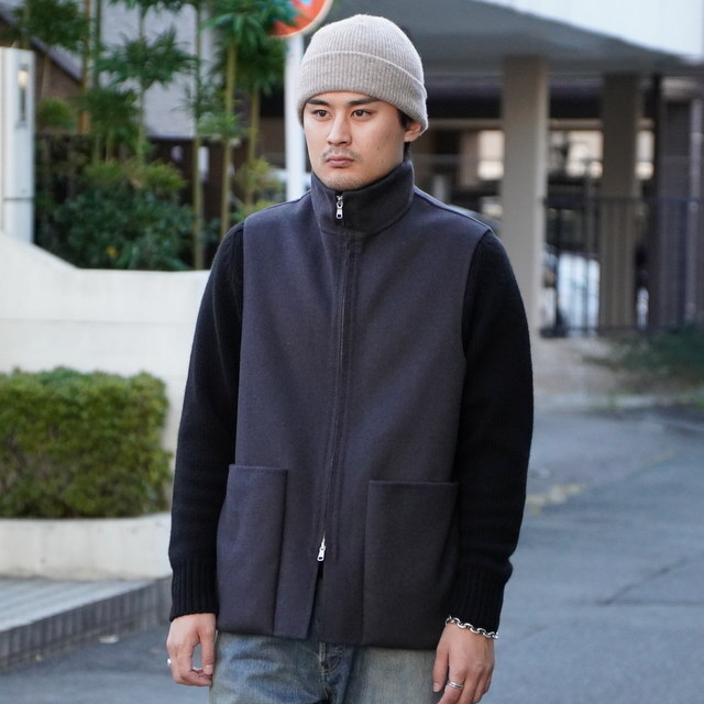 �y25AW�zMAATEE&SONS(�}�[�e�B�[�A���h�T���Y)/ W-FACE VEST -CHACOAL- #MT5303-0905(1)