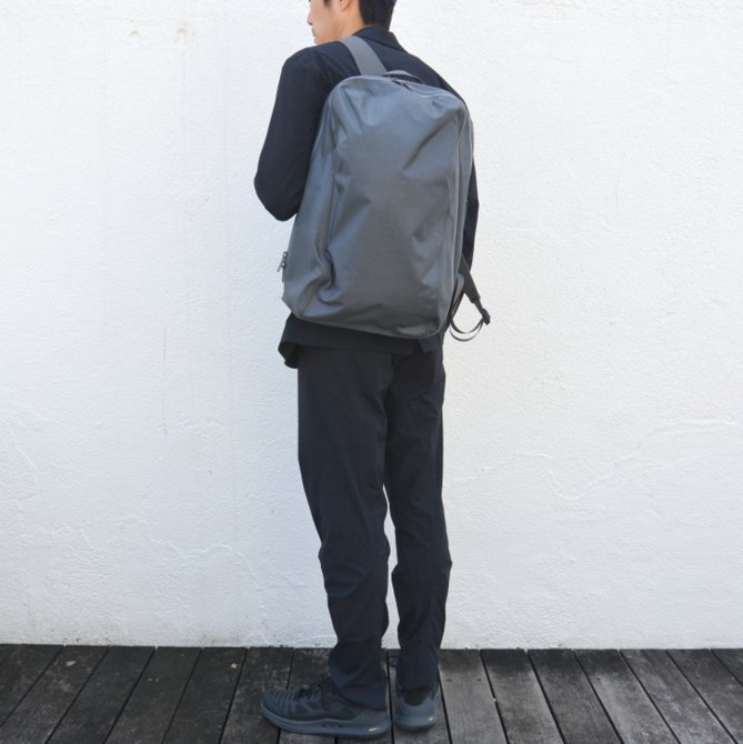 ARC'TERYX VEILANCE(アークテリクス ヴェイランス)Nomin Pack -Ash