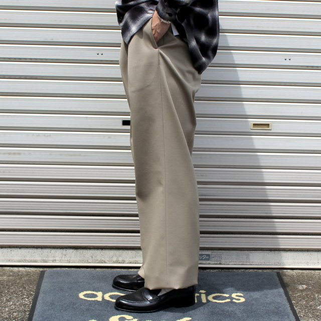 NEAT / WOOL GABARDINE WIDE / BEIGE quetz4.com